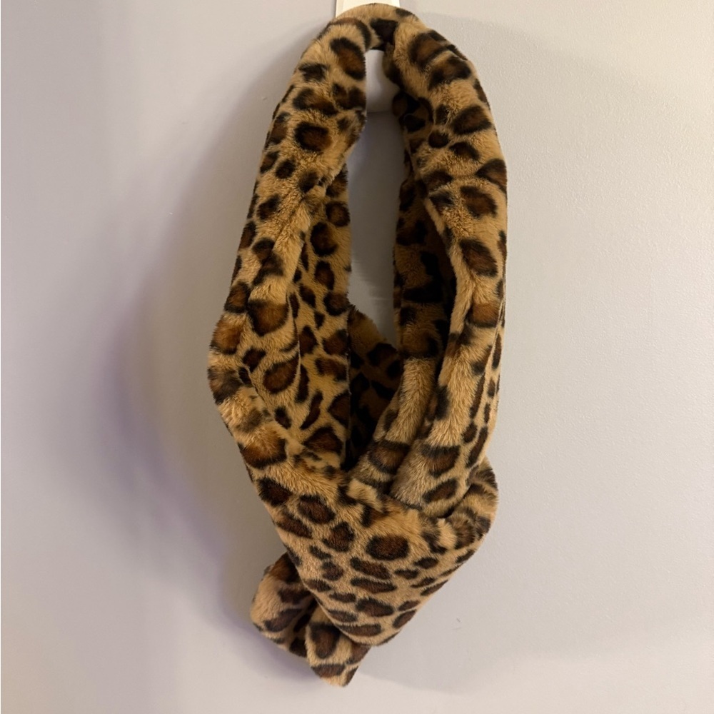 Christian Siriano New York Leopard Faux Fur Infinity Scarf One Size